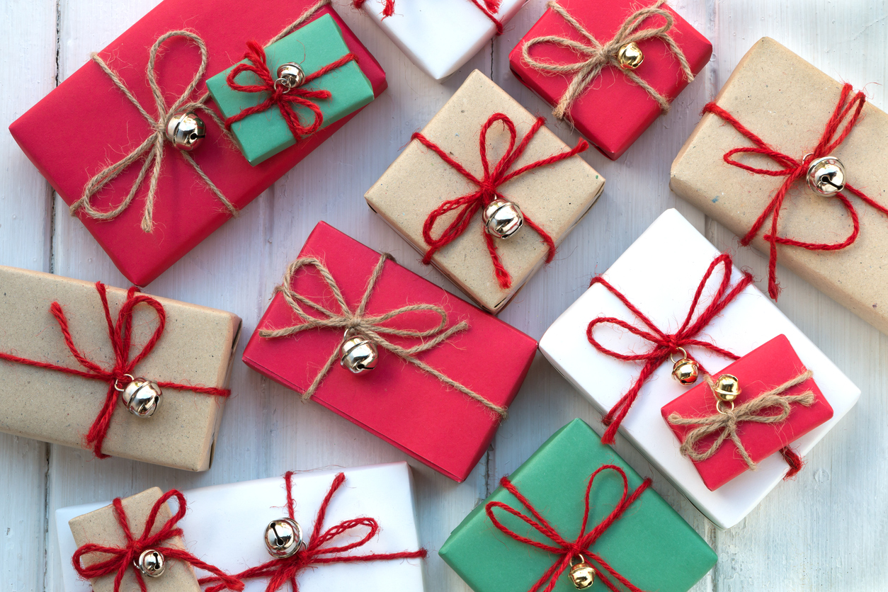 Sinterklaas dobbelspel: 30 leuke cadeautjes onder de €5 | Happy in Shape