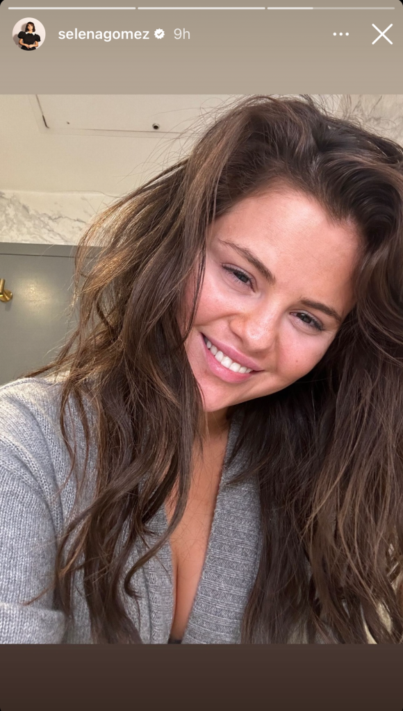 Natural beauty Selena Gomez straalt op foto zonder makeup Natural beauty Selena Gomez straalt op foto zonder makeup